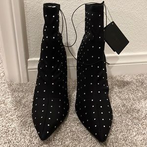 Forever 21 Sparkling Black Booties